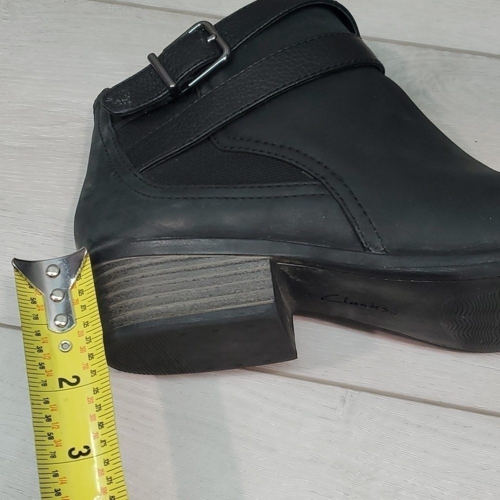 Clarks Collection Womens Ankle Boots shoes sz 8M - Picture 10 of 10